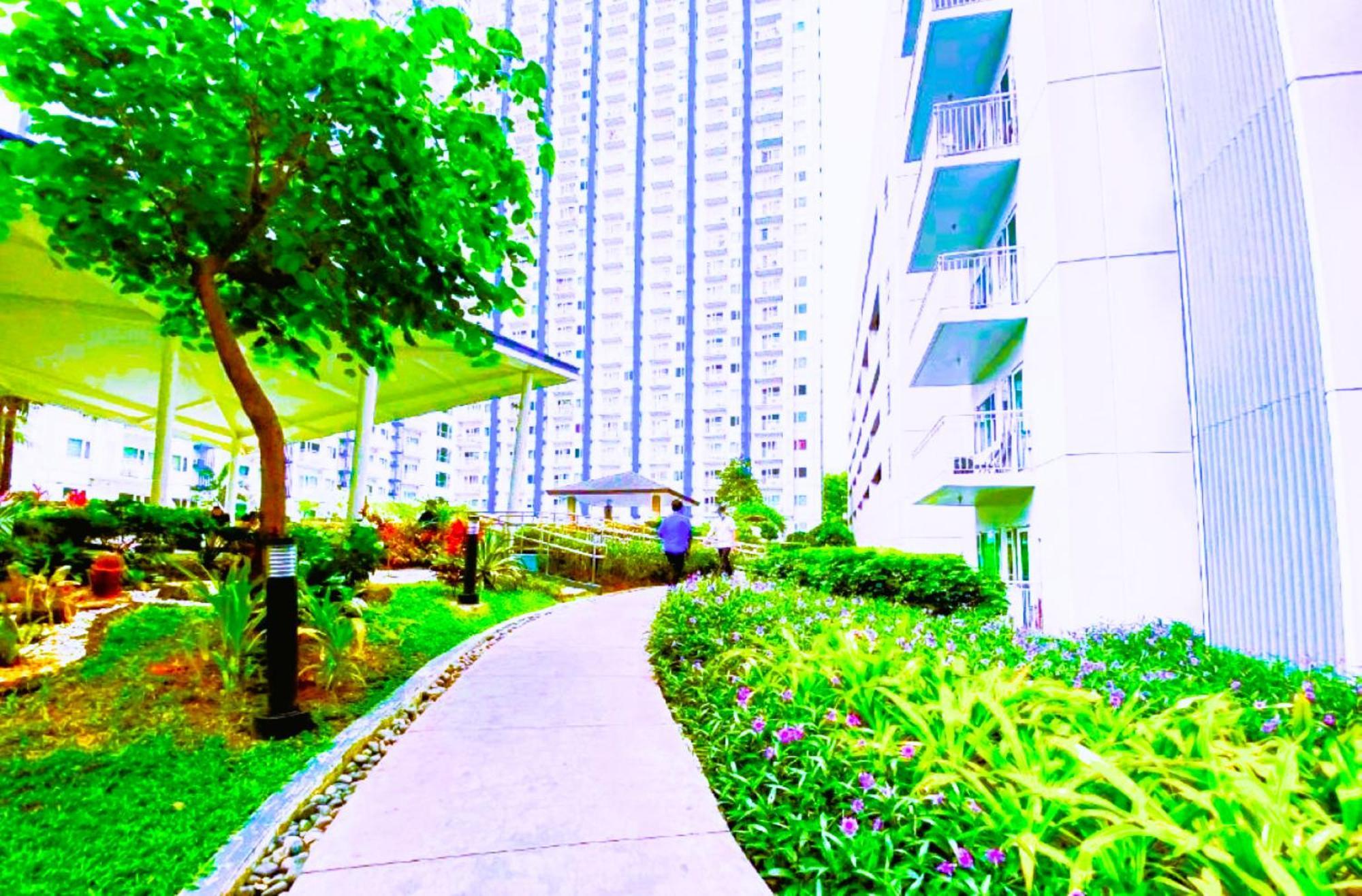 Deluxe Panoramic View Sm North Trinoma Solaire Qc Mla Hotel Manila Exterior photo